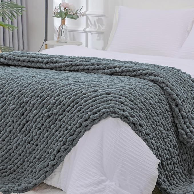 Blankets & Throws