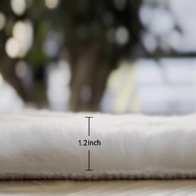 ORINOVA White Faux Rabbit Washable Fur Area Rugs Circle Rugs for Living Room Bedroom Teen Room Fluffy Area Rug 3ft Round Rug