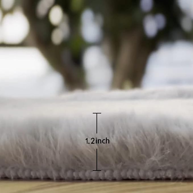 ORINOVA Silver Grey Round Rugs 8ft Shag Washable Area Rugs for Bedroom Faux Bunny Fur Circle Rug for Living Room Large Sheepskin Nursery Rug Home Décor
