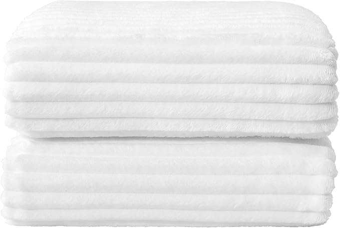 BEDELITE Fleece Throw Blanket for Couch – 3D Ribbed Jacquard Soft and Warm Decorative Fuzzy Blanket – Cozy, Fluffy, Plush Lightweight White Throw Blankets for Bed, Sofa, 50x60 inches