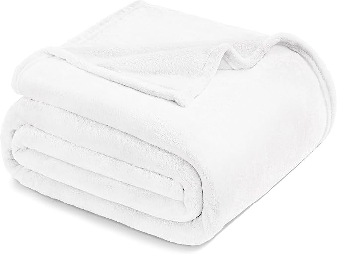 Exclusivo Mezcla Fleece Blanket King Size for Bed, Super Soft and Warm, All Season, Cozy, Plush, Lightweight, 90x104 Inches, Pure White