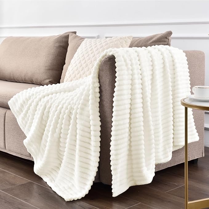 BEDELITE Fleece Blanket Twin Size – 3D Ribbed Jacquard Soft and Warm Decorative Fuzzy Blankets – Cozy, Fluffy, Plush Lightweight Throw Blankets for Couch, Bed, Sofa(Cream, 60x80 inches)