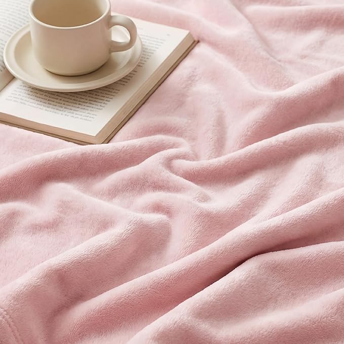 Bedsure GentleSoft Fleece Bed Blankets Full Size Pink - Soft Lightweight Plush Fuzzy Cozy Luxury Blanket Microfiber, 84x90 inches