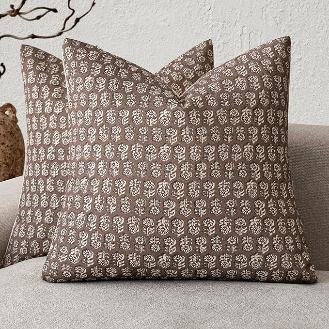 Foindtower Set of 2 Decorative Neutral Floral Print Throw Pillow Covers Vintage Accent Farmhouse Cushion Covers Boho Home Decor for Sofa Couch Chair Bedroom Living Room,24×24 Inch,Brown