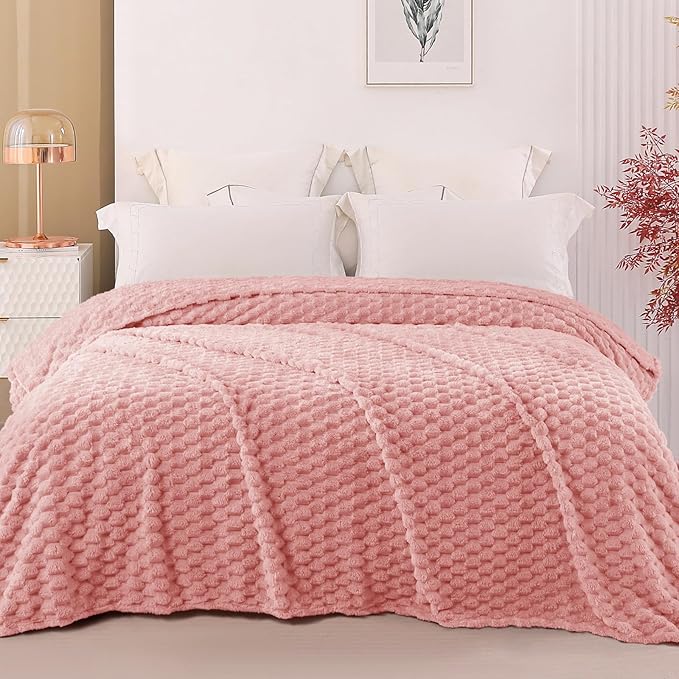 Exclusivo Mezcla Fleece Queen Blanket for Bed, Extra Large Fuzzy Dusty Pink Bed Blankets, Soft Cozy Plush Sofa Throws for All Seasons, 90x90 Inches
