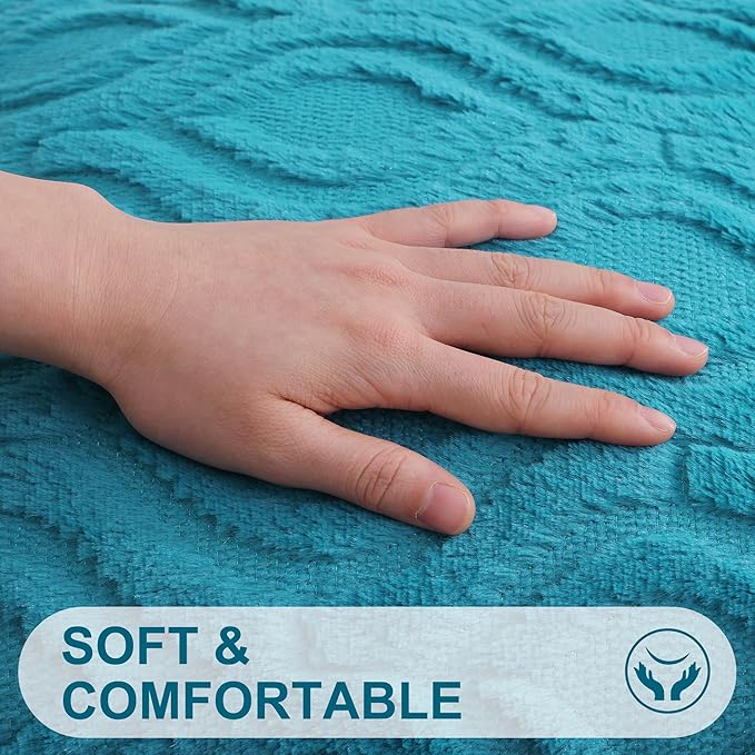 decorUhome Summer Throw Pillow Covers 22x22 Inch Set of 2, Soft Plush Faux Wool Teal Solid Couch Pillow Covers, Accent Euro Sham Farmhouse Neutral Square Pillow Cases for Sofa Bed Living Room